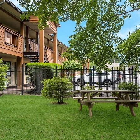 Surestay Plus By Best Western Woodbury Inn Exterior foto