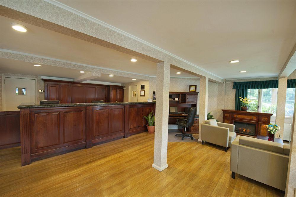 Surestay Plus By Best Western Woodbury Inn Interior foto