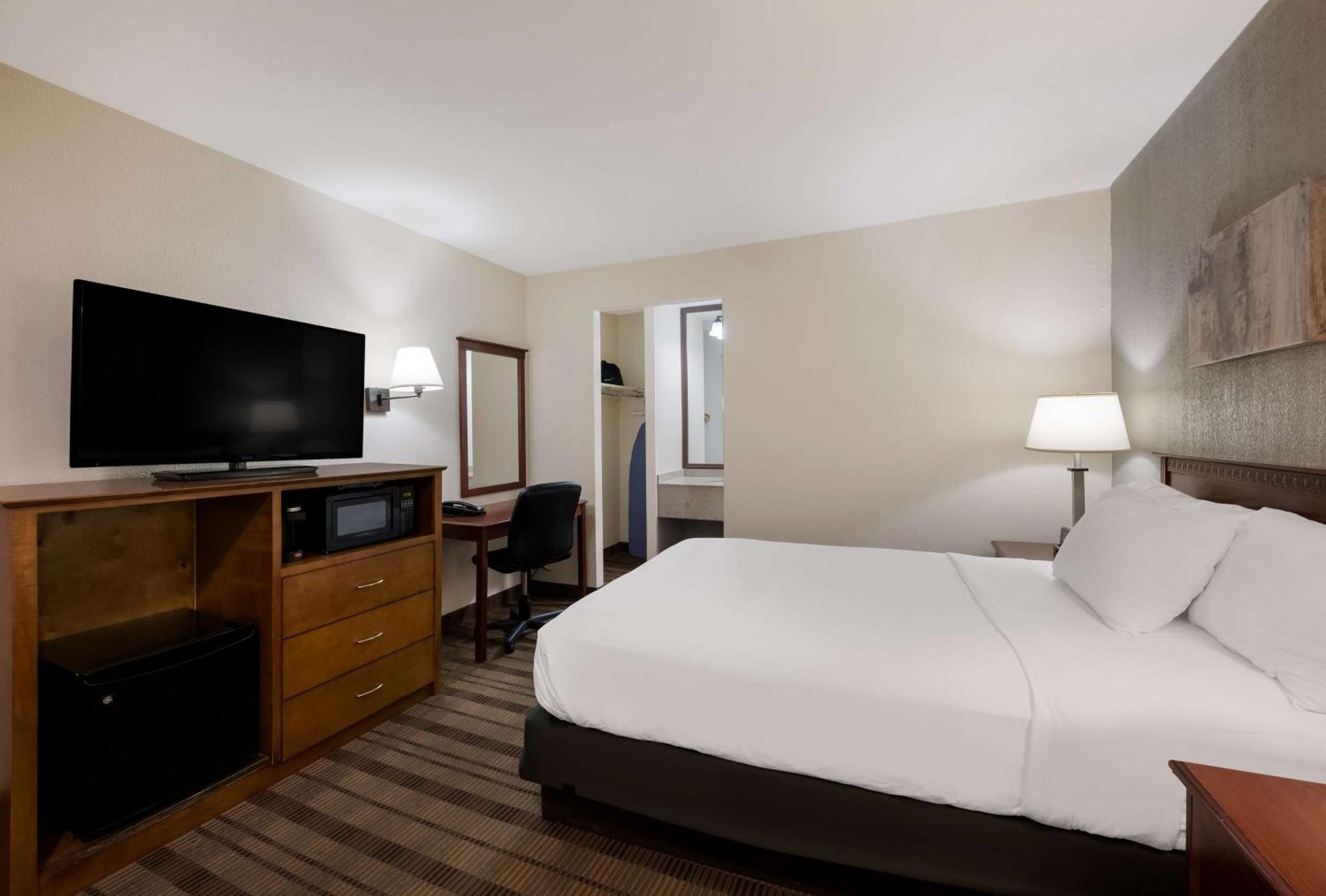 Surestay Plus By Best Western Woodbury Inn Exterior foto